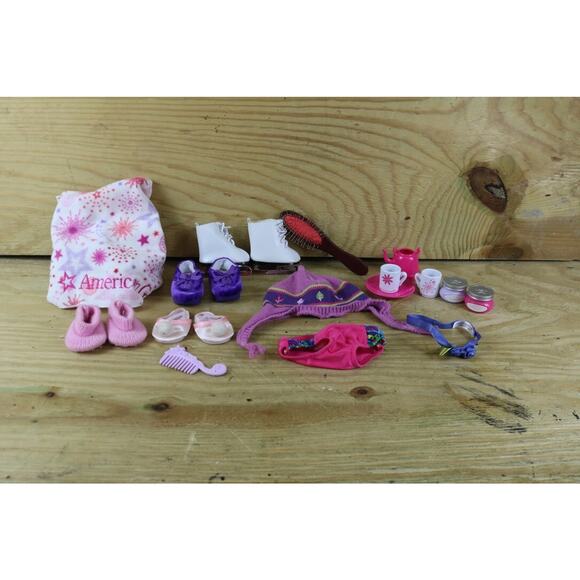 American Girl Lot of 14 Blanket Shoes Brush Comb Hat Tea Set Headband Clothes - Picture 1 of 4